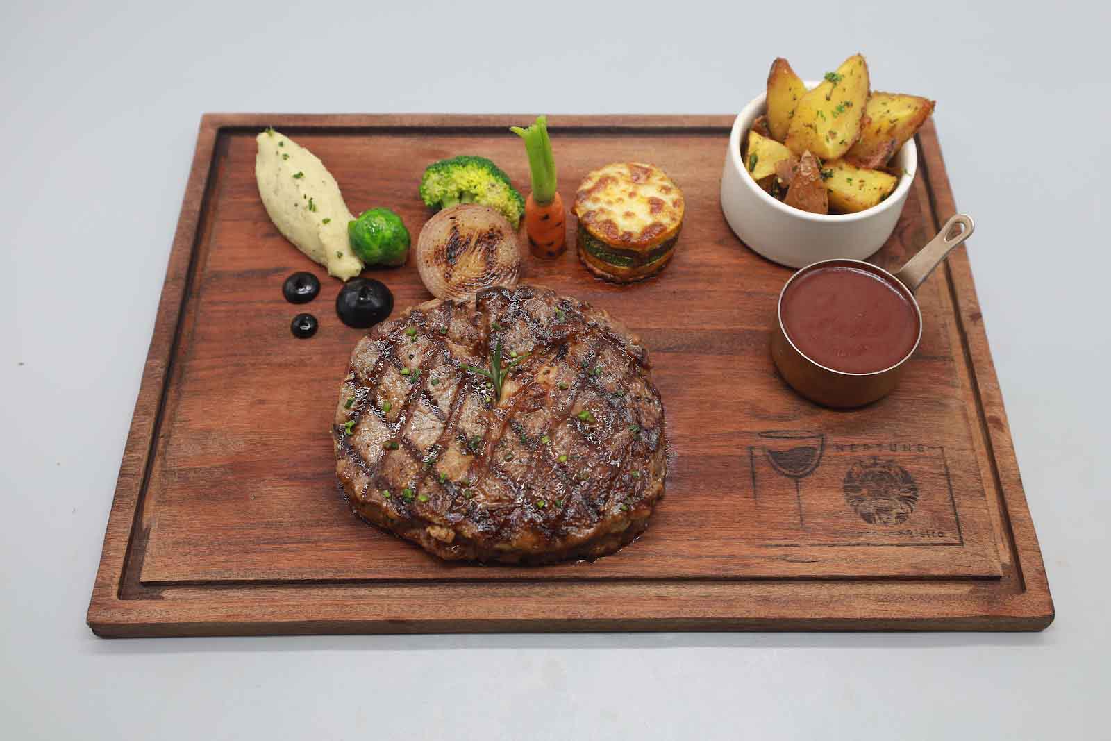 Pan roasted Hokobe Beef Rib eye