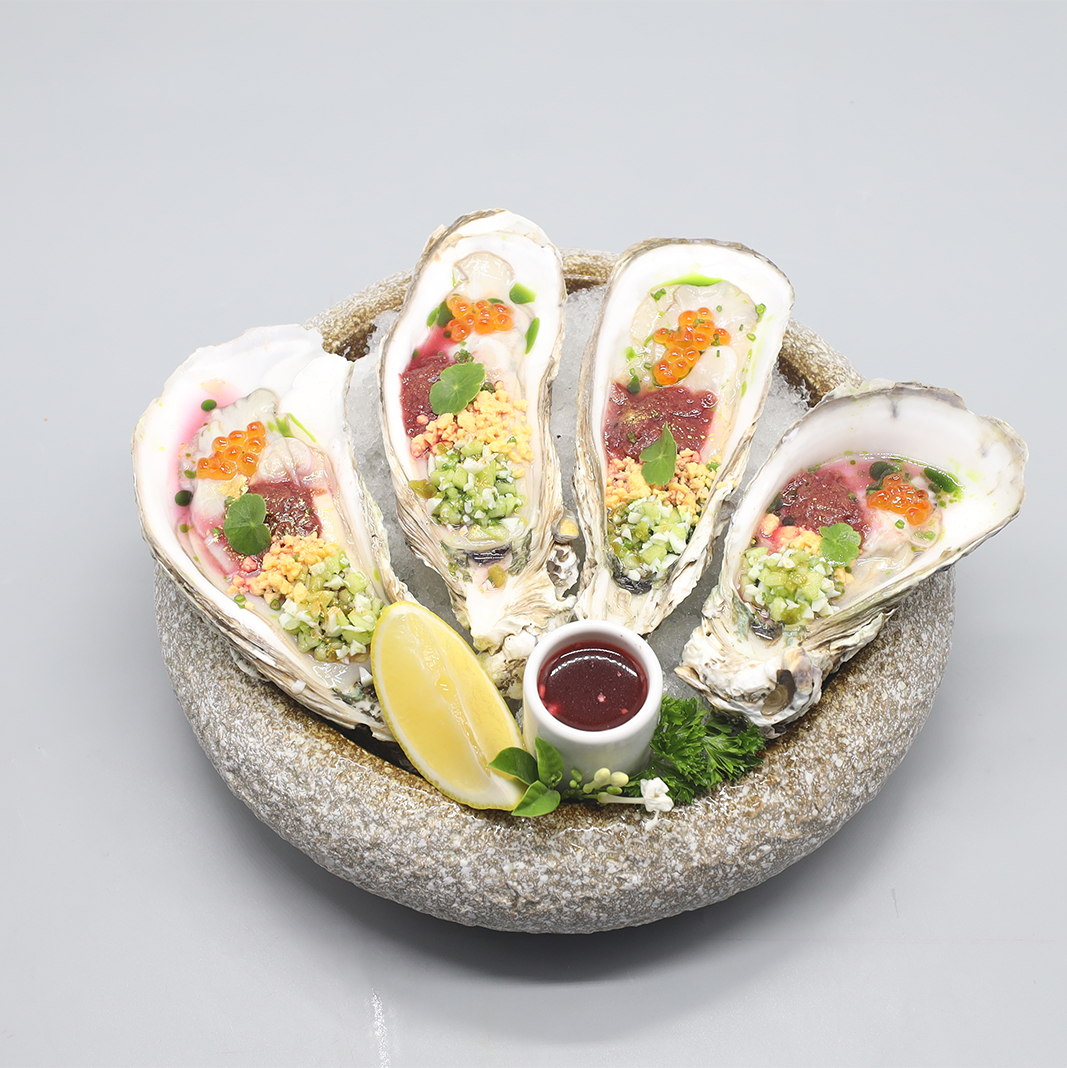 Fresh Oyster with Grany smith and sorbet